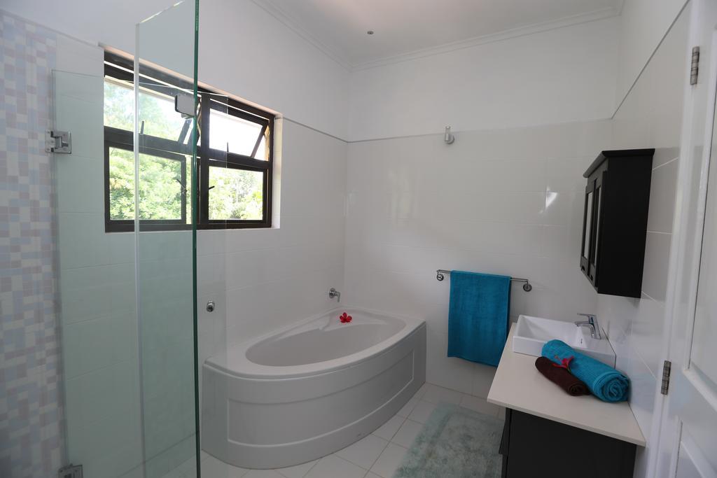 La Vue Villa Vịnh Beau Vallon Phòng bức ảnh